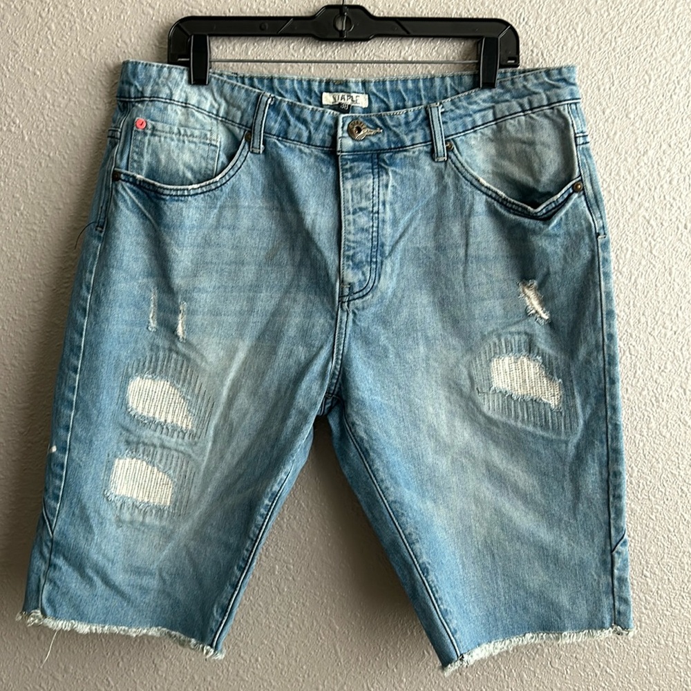 Staple distressed‎ patchwork raw hem 12” denim shorts